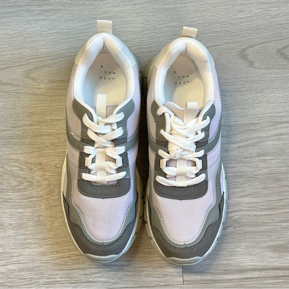 A new day, back support shoes, only worn once, white, women’s size 9.